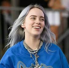 One of the choices billie has made is to rarely smile in public. Images Of Billie Eilish Smiling Daedalusdrones Com