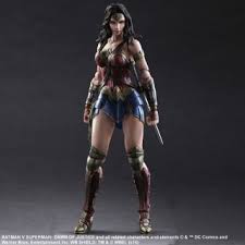 The difference between batman as opposed to superman, who has been heralded as the hope for mankind, is rendered through the roughness of the bat suit and cape. Play Arts Kai Batman Vs Superman Dawn Of Justice Wonder Woman Square Enix Mykombini