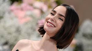 Lily Collins: Baby-Überraschung! Sie hat via Leihmutter ein Kind bekommen