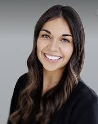 Kim Speakman's Instagram, Twitter & Facebook