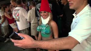 Read the texts and try to find words/phrases that match the key words. Body Painting 2011 Fantasy Fest Youtube