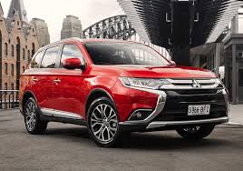 New Look 2016 Mitsubishi Outlander Mitsubishi Outlander Mitsubishi Outlander