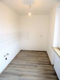 8 häuser zur miete in wiesmoor ab 300 € / monat. 4 Zimmer Wohnung Zu Vermieten Christrosenstrasse 4 26639 Wiesmoor Mapio Net