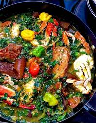 Sauce Epinards Avec Crabes Crevettes Et Kpanman En 2020 Miam Sauce Epinard Epinard