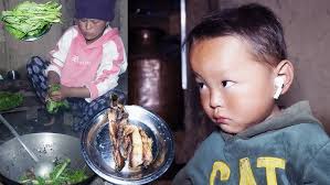 Rita rai before 6 months ago in the jungle shed || life in rural Nepal ||  ‪@Ritarojan‬
