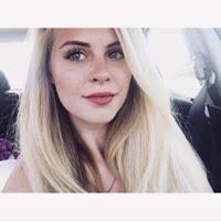 Sarah Hough's Instagram, Twitter & Facebook