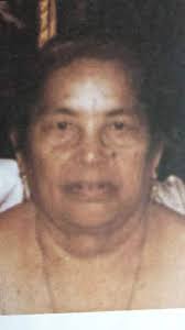 Brother and sisters: AAQ being serenaded by relatives