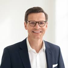 Jennifer Warkentin auf LinkedIn: #munichre