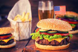 Non permettere che l'involucro di plastica tocchi i tortini. Come Preparare Un Vero Hamburger Americano Guide Di Cucina