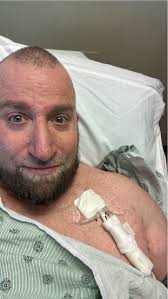 Any hotels with pools near me?