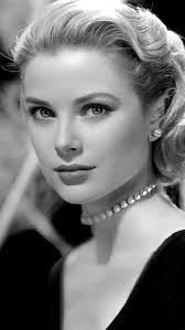 Grace Kelly was forever to lament breaking off her engagement to Oleg  Cassini, according to a new book.... Time????????