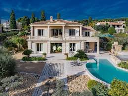 Vente Villa 6 Pieces 240 M2 Vue Mer Bandol Bord De La Mer Villa Et Immobilier