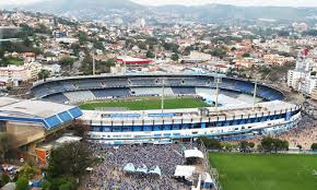 E para tentar manter o esqueleto de sua antiga casa, o grêmio contratou uma equipe de seguranças privados que zelam pela área de 8 hectares encravada n Imbroglio Entre Gremio E Oas Coloca Olimpico Como Local De Treino Da Copa Nd