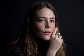 Maggie Rogers Reintroduces Herself : NPR
