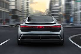 So this kind of car actually is appropriates for being used in the hard field. Audi A9 E Tron Ein Flaggschiff Fur Die Volkswagen Gruppe