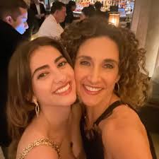 Loved celebrating @karinaeleni tonight!! So special to be here in the big  apple with pete, my angel mom, my amazing first @zoe.c and karina's chosen  family Syd, Kayla, Shaman and Alex! Happy