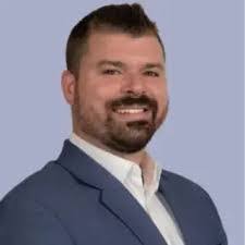 Cara Salisbury's Instagram, Twitter & Facebook