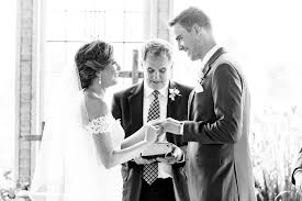 Prince charles and lady diana's televised wedding was the definition of iconic. Wedding At Gruene Estate Kala Luke Dawn Elizabeth Studios