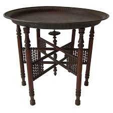 Egyptian Hammered Copper Table 1stdibs Com Copper Table Vintage Side Table Oriental Interior