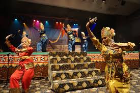This thesis examines the concept and meaning of igal an indigenous dance tradition of the bajau laut community in semporna sabah. Persembahan Tarian Etnik Sabah Titik Mengalai Sempena Panggung Seni Tradisional 2019