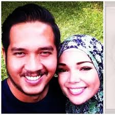 6 Potret Lawas Dewi Sandra dan Suami di Awal Pernikahan, 13 Tahun Selalu  Harmonis