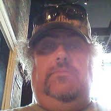 Robin Barnard (@robinb1966)