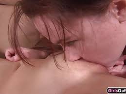 18 große brüste geil amateur bombe codi. Amateur Lesbian Sex Porn Videos Apornstories Com