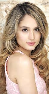 Cinta Laura Kiehl Beauty Beautiful Face Kiehl S