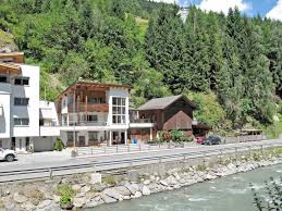 Unweit von bushaltestelle, bahnhof, kirche, geschäften und praxen gelegen, bietet das wohnhaus raum für 43 menschen mit behinderung. Ferienwohnung Michael Kpl634 Kappl At6555 706 1 Interchalet