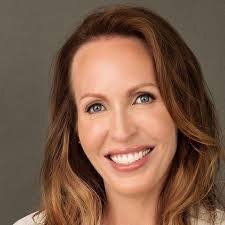 Jennifer Kies's Instagram, Twitter & Facebook