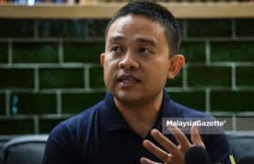 Faekah Husin. Wan Jan. PTPTN. Archives