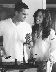 Yes, things are better, and no, they aren't getting back together. Schlammschlacht Angelina Jolie Und Brad Pitt Wer Manipuliert Hier Wen