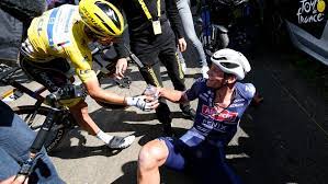 Van der poel unseated julian alaphilippe of the. For L9zzqsx2nm