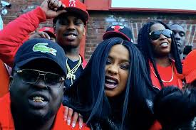 Cardi b pull up kaç puan verirsin? Cardi B Is Not Here For The Haters In Pull Up Video Watch