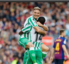 Real betis baloncesto s.a.d., also known as coosur real betis for sponsorship reasons, is a professional basketball team based in seville, spain. Betis Surpreende Quebra Tabu De 20 Anos E Vence Barcelona Fora De Casa Lance