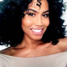We would like to show you a description here but the site won't allow us. Trans Model Leyna Bloom On Gender Stereotypes And Beauty