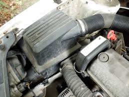 Zeitunaufwendiger ist natürlich der wechsel des luftfilters, da die reinigung wegfällt. Luftfilter Wechseln Meine Auto Tipps