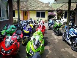 Video aksi motor cross anak meniru orang dewasa. Anak Motor Home Facebook