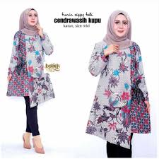 Jual batik, batik indonesia, jual gamis batik, jual baju batik, model baju batik kerja, model baju muslim batik, model baju batik untuk kerja, baju batik wanita modern, gamis batik kombinasi brokat, gamis polos kombinasi batik, model baju batik kerja,. Tunik Batik Kombinasi Model Baju Batik Kerja Guru Hijabfest