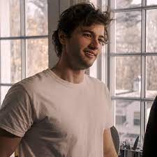 Pin By Danielle Harmer On The Society Good Looking Men Society Tv Series