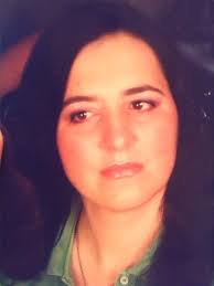 U LJEPOTI SABURA I CEMERA 17 dio ....vratim se u kucu , srkleta u meni ,  moglo bi se lopatom izbacivati .Poradim sve i sjedem gledat televizuju  .Gledam al dzaba , nista