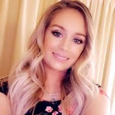 Allison Kaas's Instagram, Twitter & Facebook