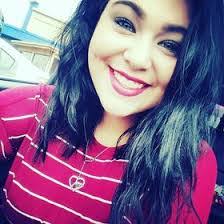 Danielle Hunsucker's Instagram, Twitter & Facebook