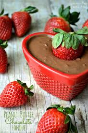 16 Heavenly Cheese And Chocolate Fondues Avec Images Recette Dessert Art Culinaire Culinaire