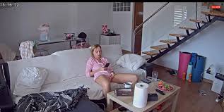 Reallifecam - Savaira relaxing on sofa and slow pussy touch 20.01.2025