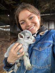 Jillian Gerber's Instagram, Twitter & Facebook