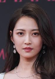 Ying Bai's Instagram, Twitter & Facebook