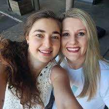 Ladies in Red🌻 I don't know if you know? But the cello is the instrument  closest to a human voice... If you know me.. I love Piano. .....but a CELLO  is my