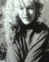 Lynda Stipe's Instagram, Twitter & Facebook