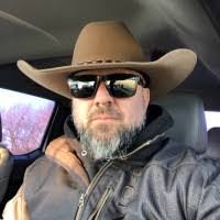 Tim Kinser's Instagram, Twitter & Facebook